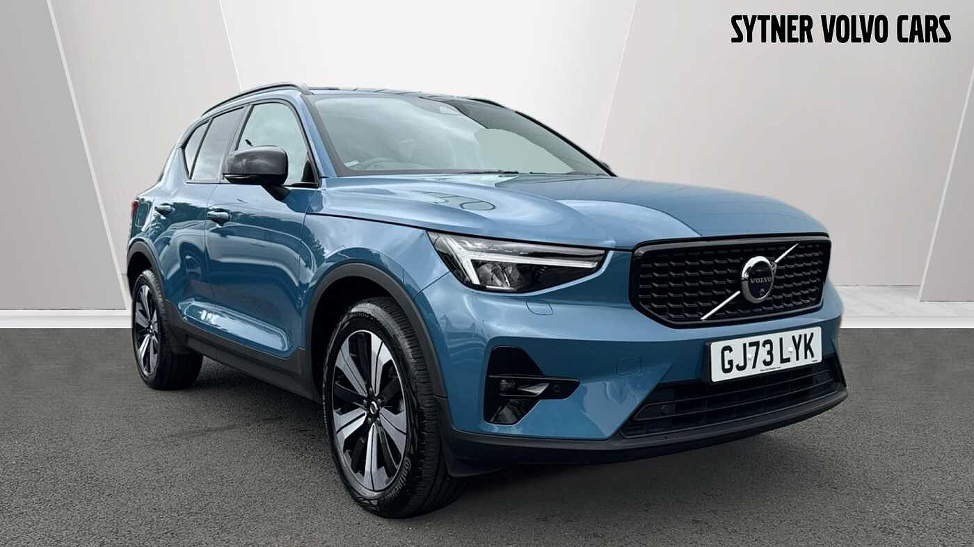 Main listing image - Volvo XC40 Recharge