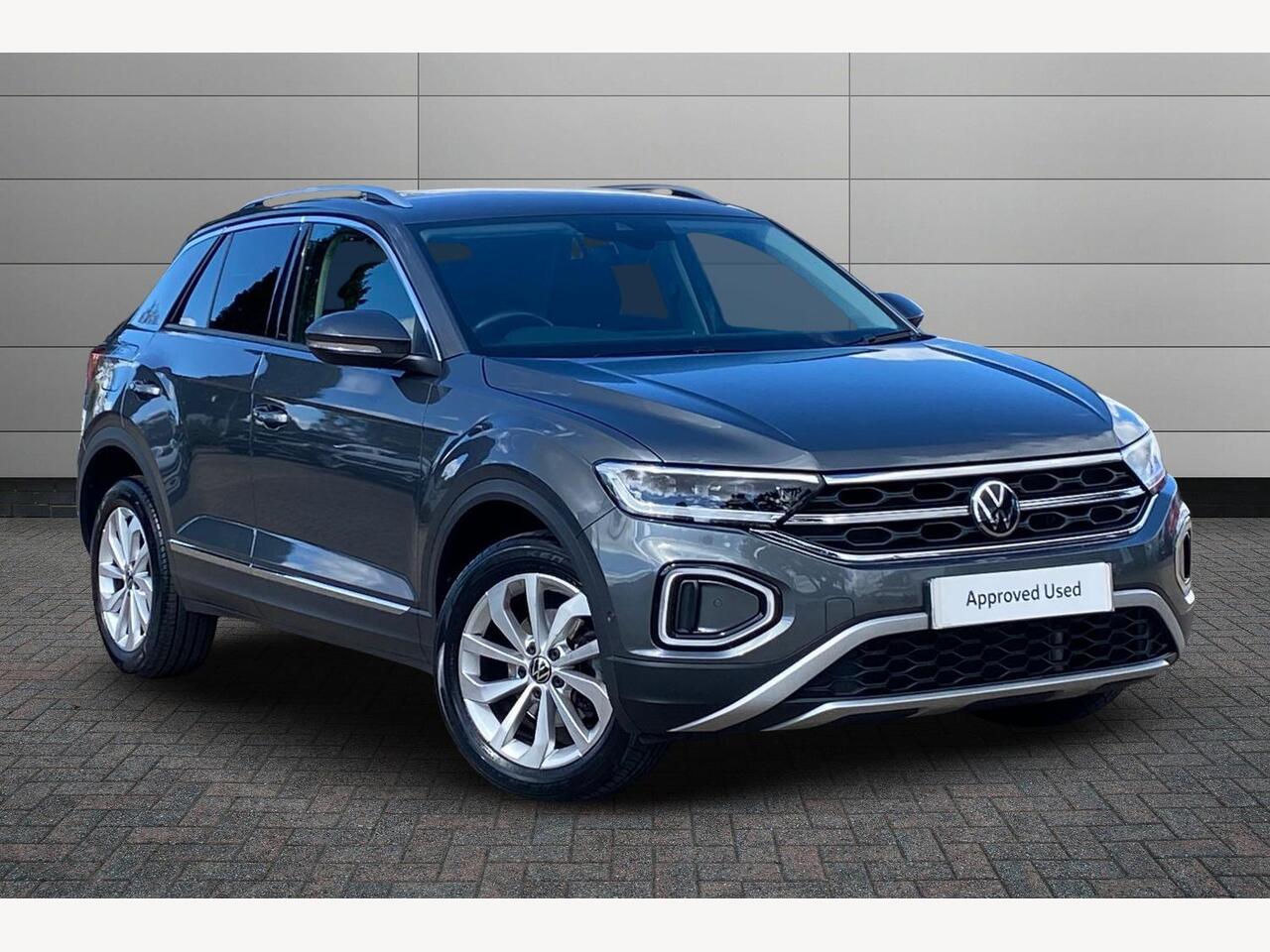 Main listing image - Volkswagen T-Roc