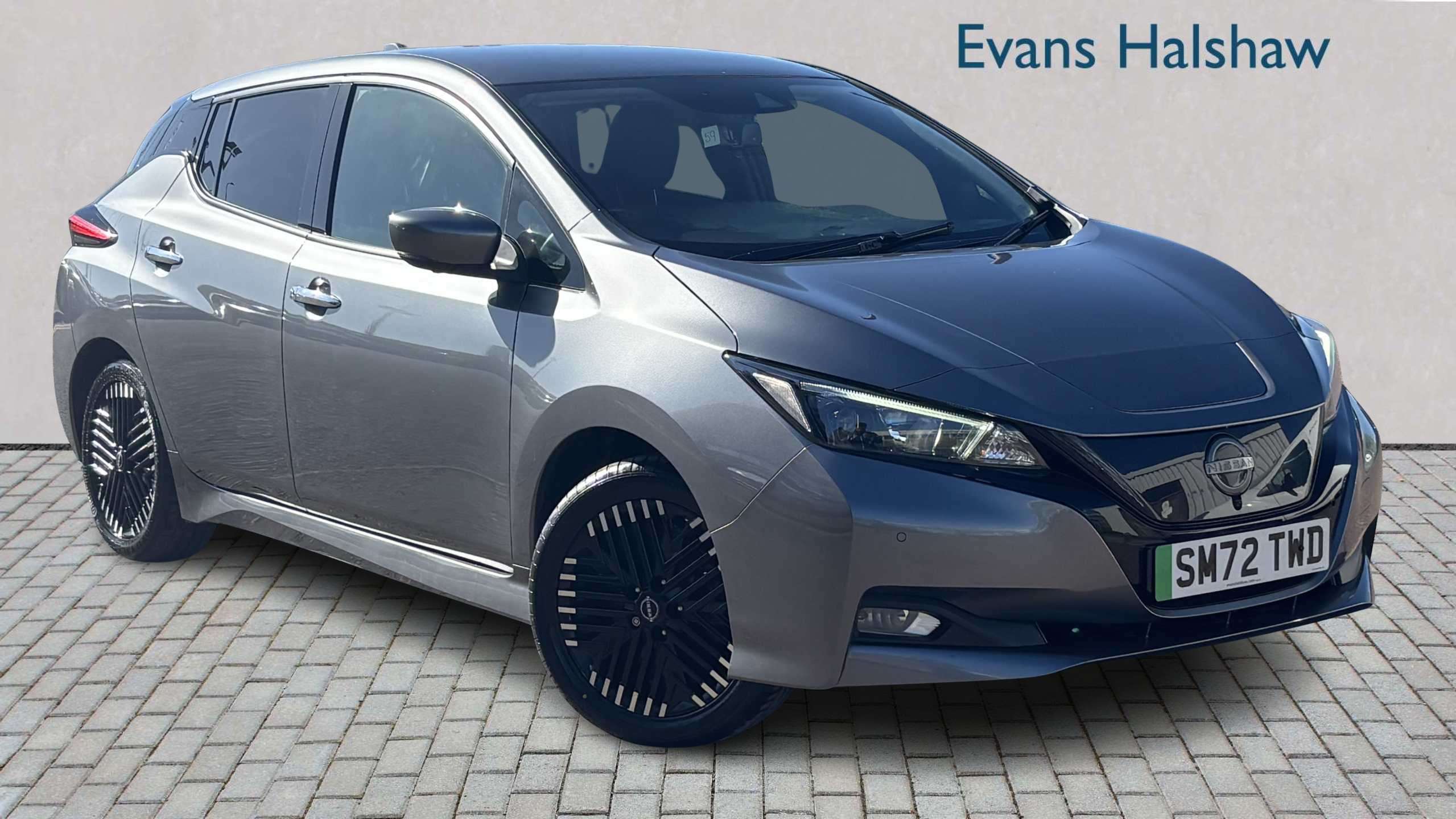 Main listing image - Nissan Leaf