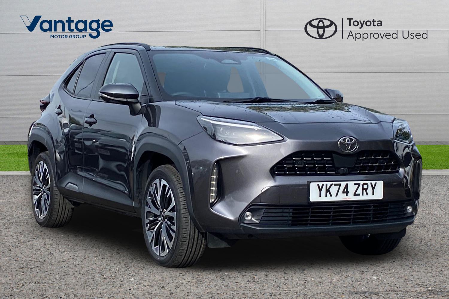 Main listing image - Toyota Yaris Cross