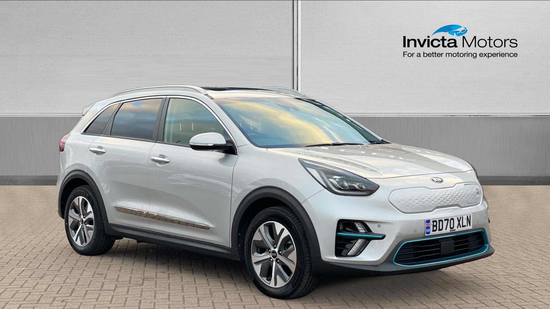 Main listing image - Kia e-Niro