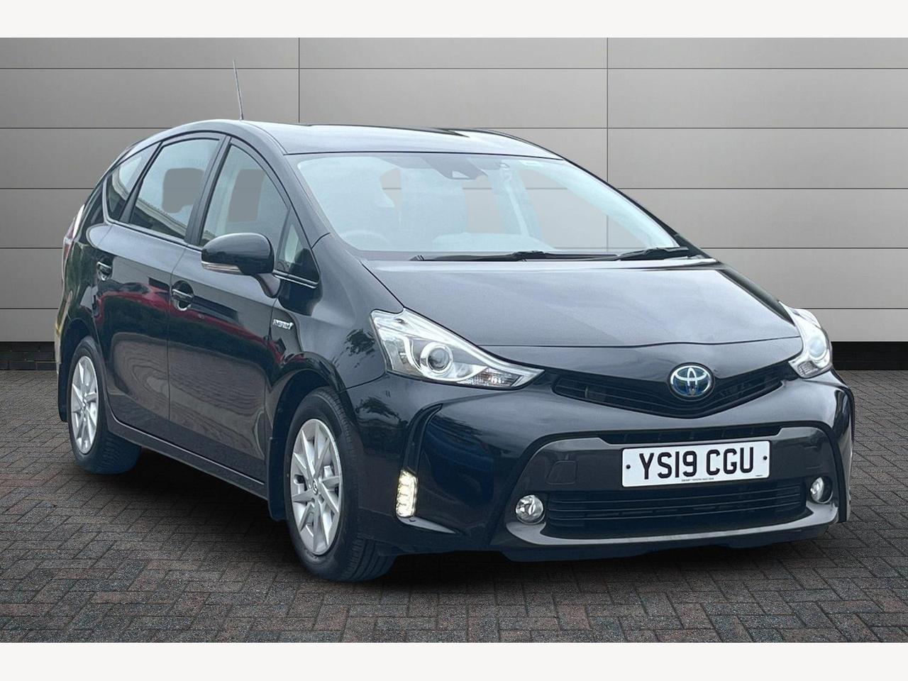 Main listing image - Toyota Prius+