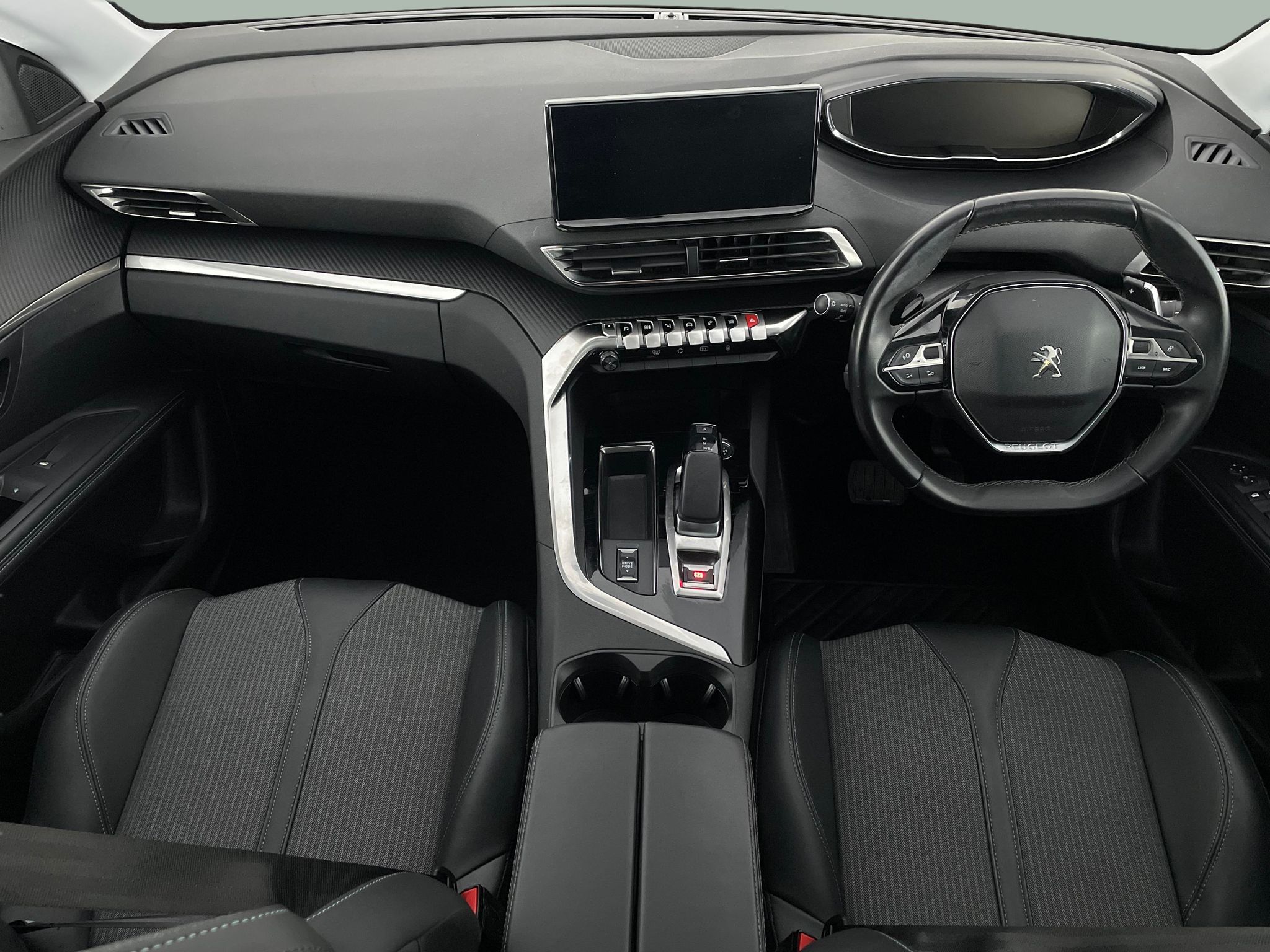 Main listing image - Peugeot 3008