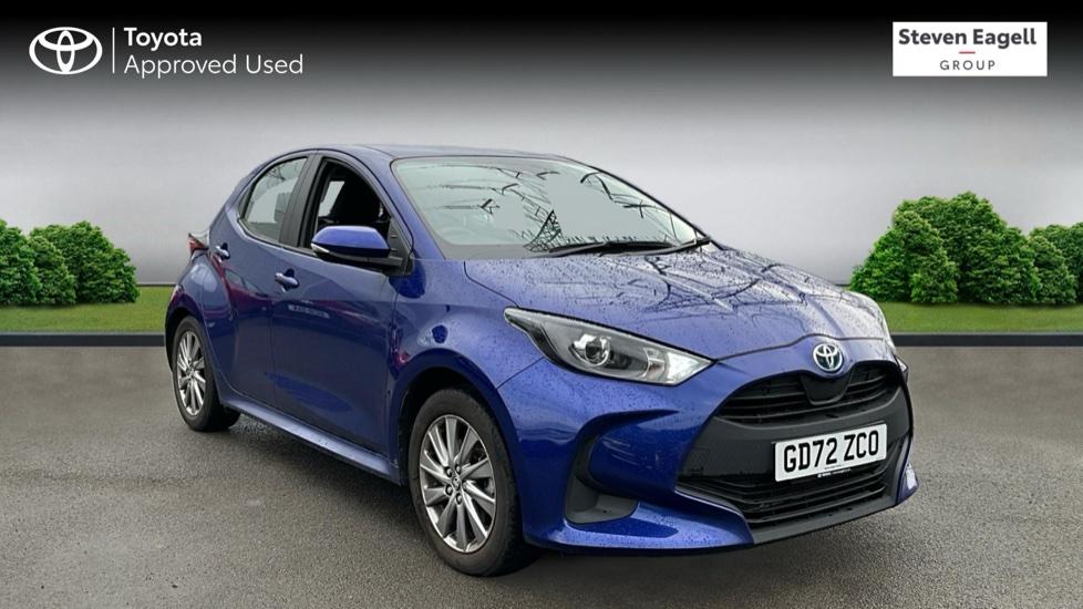 Main listing image - Toyota Yaris