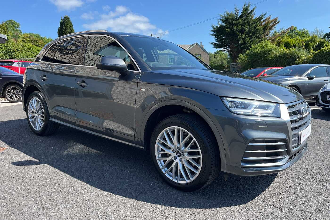 Main listing image - Audi Q5