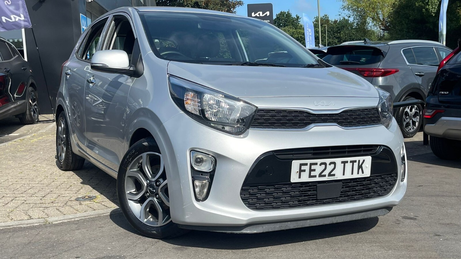 Main listing image - Kia Picanto