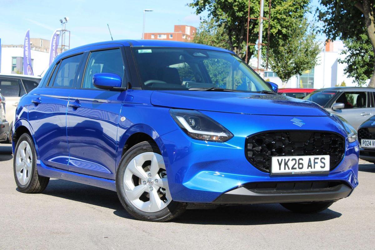 Main listing image - Suzuki Swift