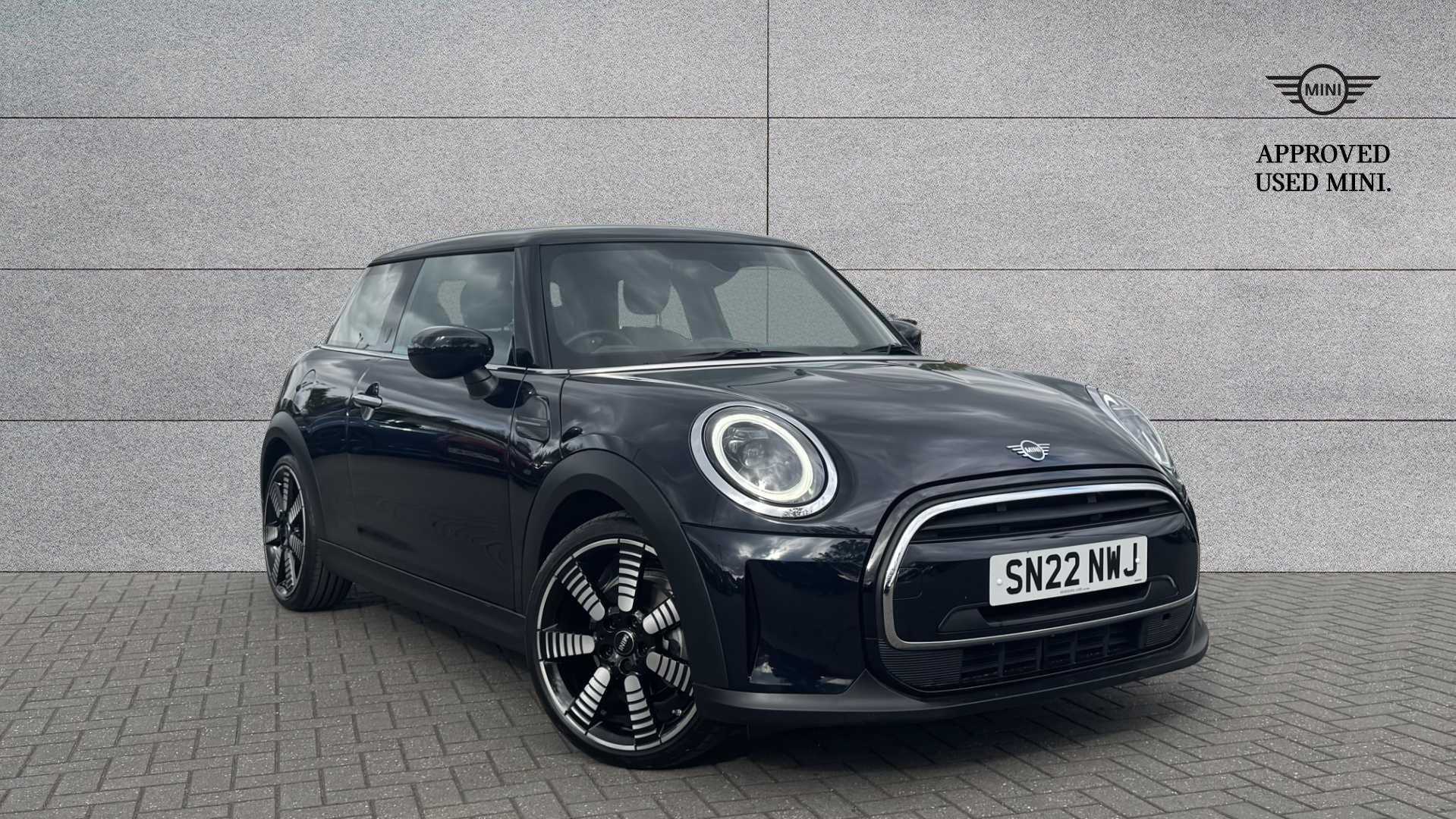 Main listing image - MINI Hatchback