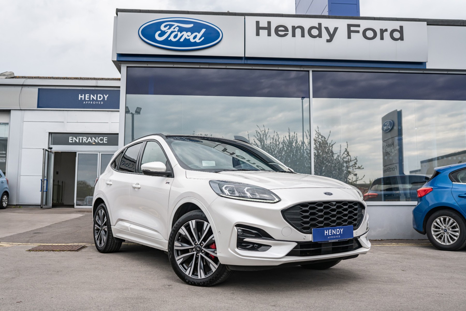Main listing image - Ford Kuga