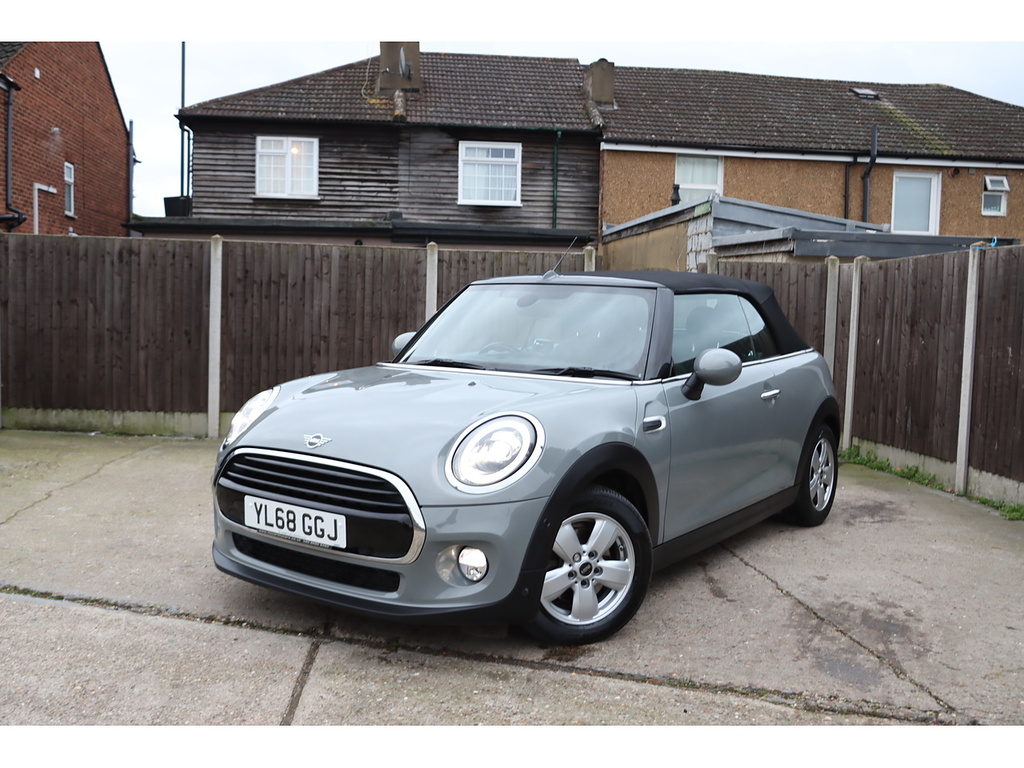 Main listing image - MINI Convertible