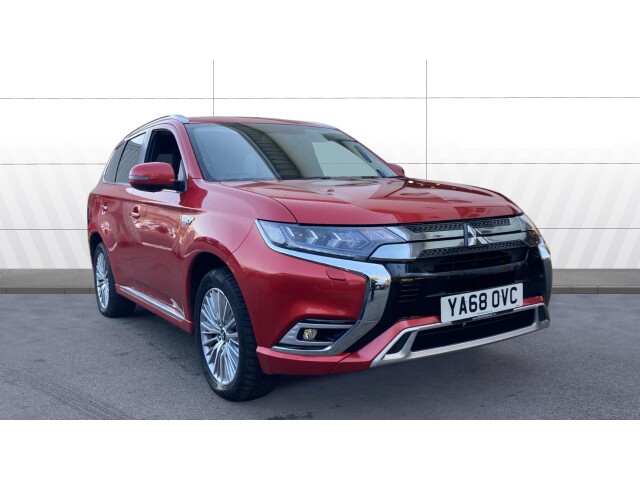 Main listing image - Mitsubishi Outlander