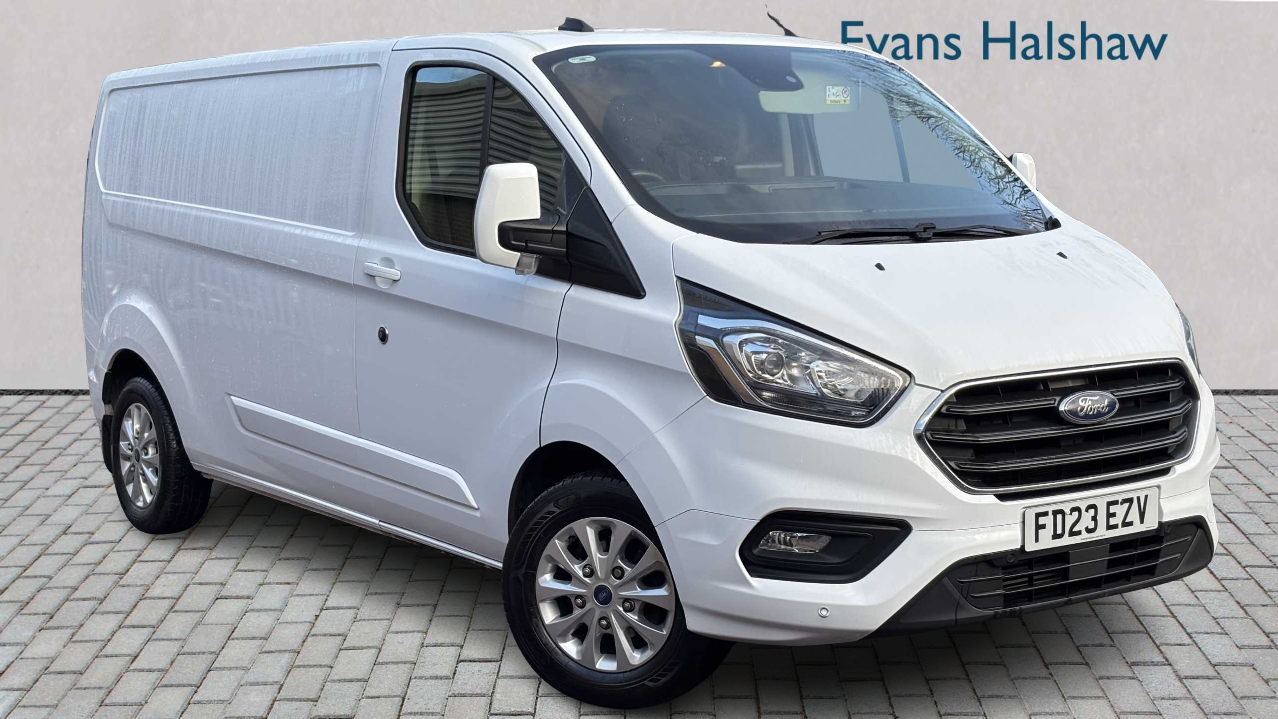 Main listing image - Ford Transit Custom