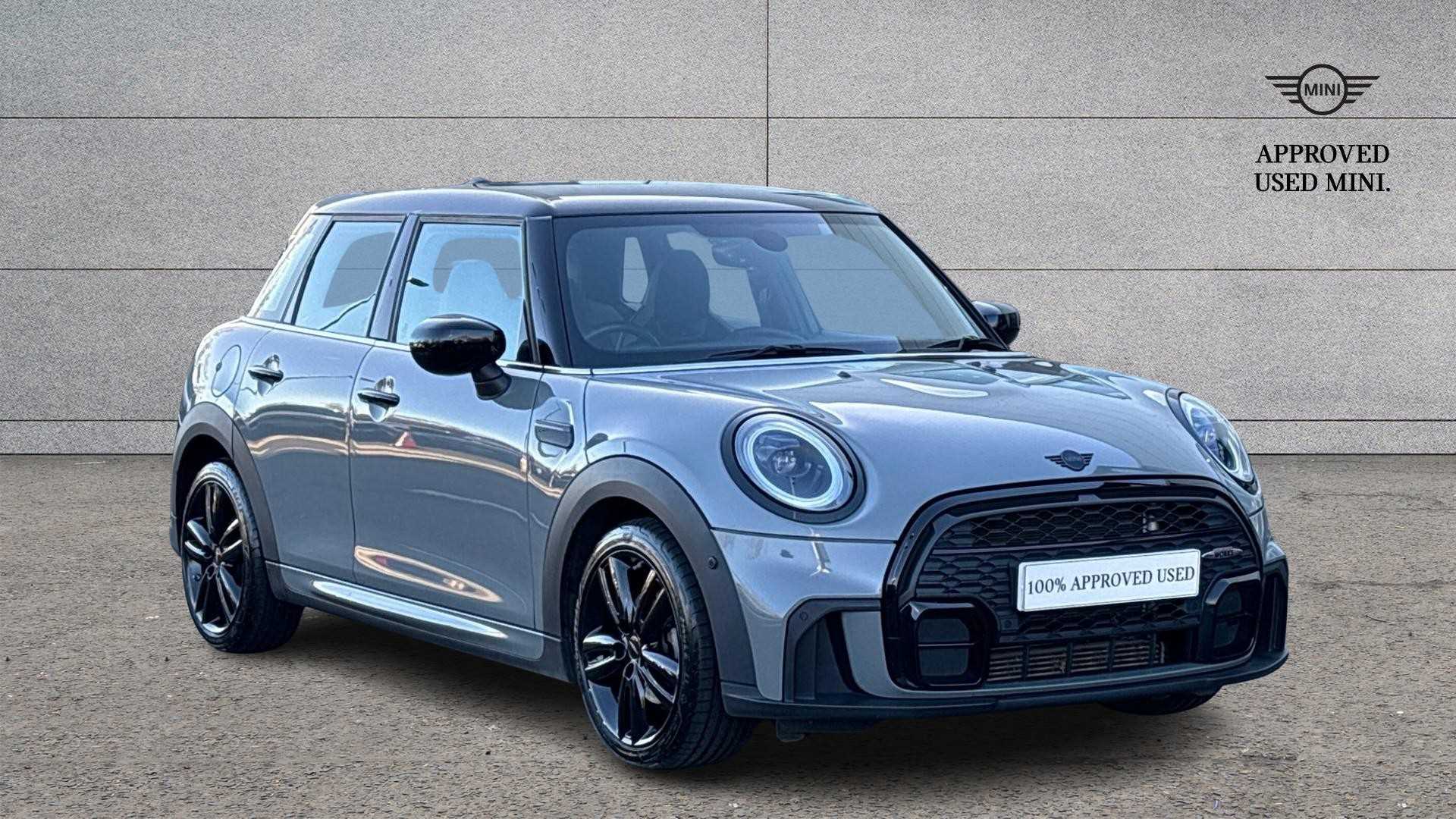 Main listing image - MINI Hatchback 5dr