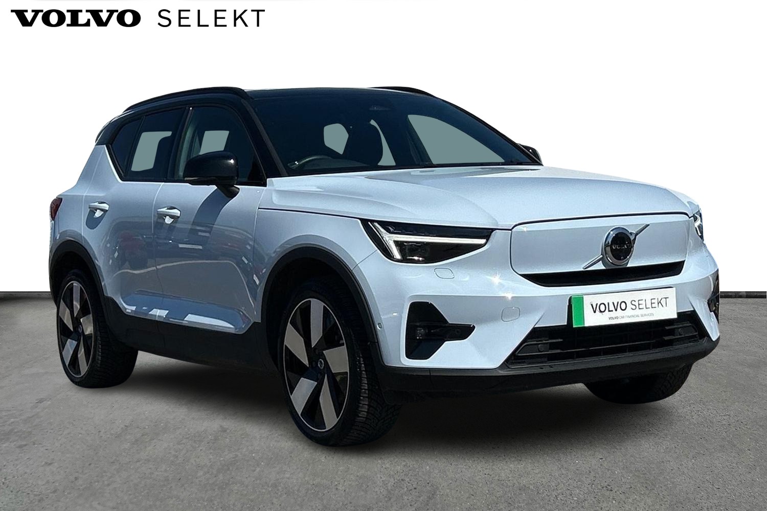 Main listing image - Volvo XC40 Recharge