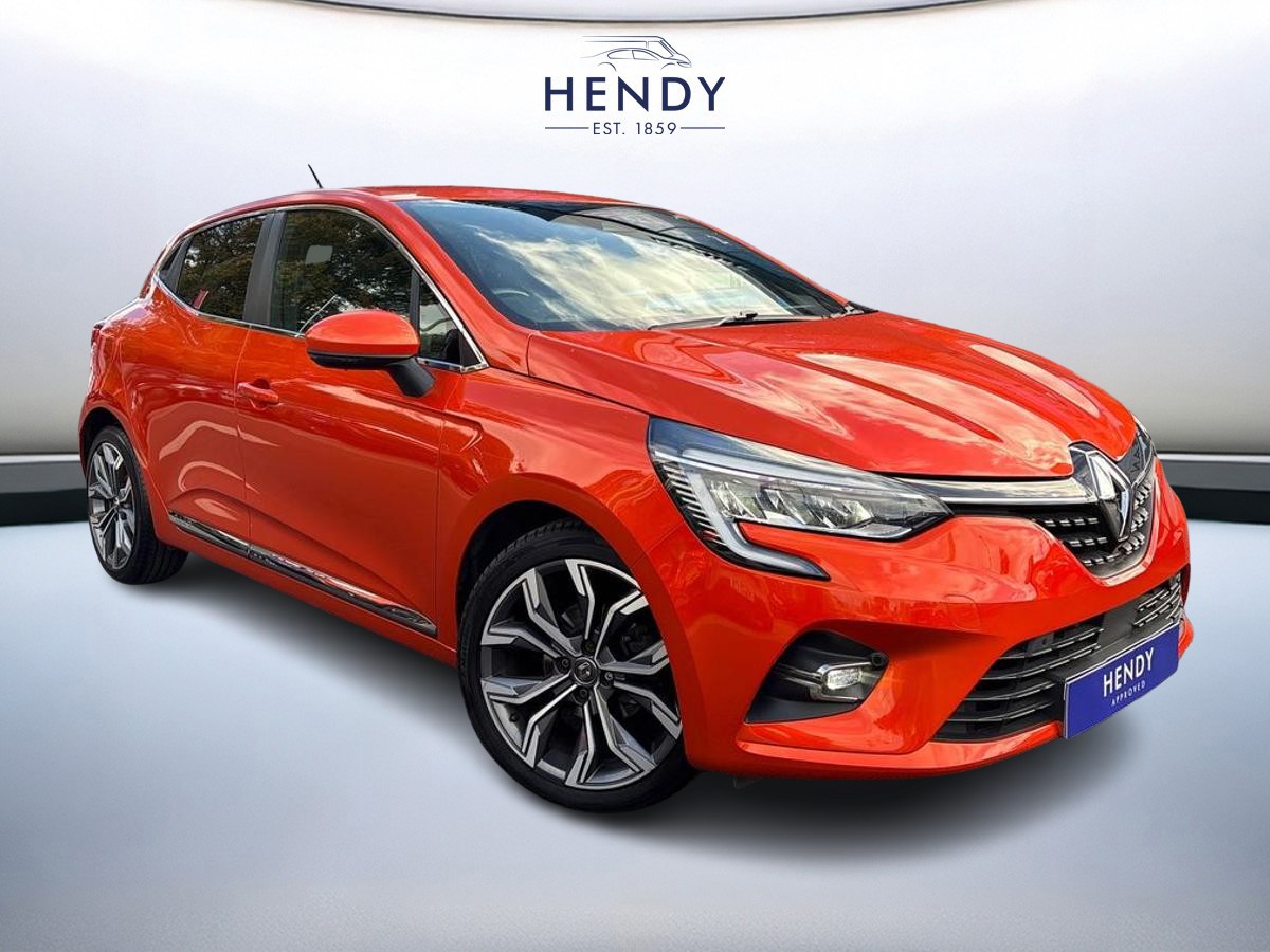 Main listing image - Renault Clio