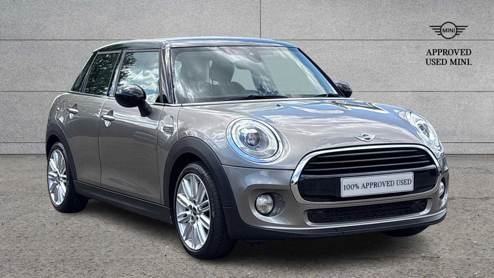 Main listing image - MINI Hatchback 5dr