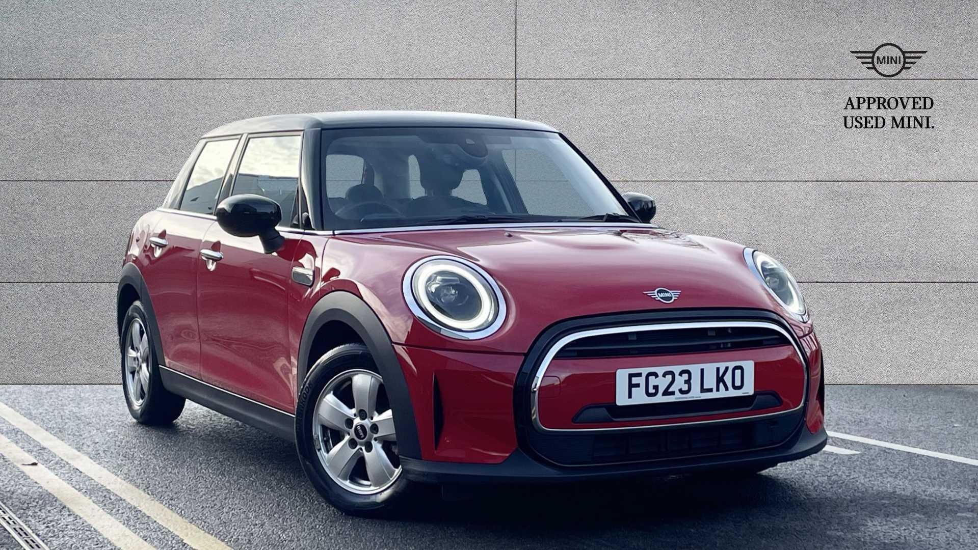 Main listing image - MINI Hatchback 5dr