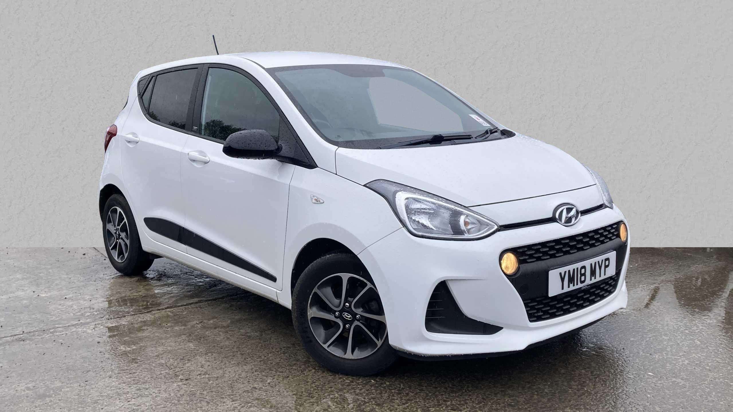 Main listing image - Hyundai i20