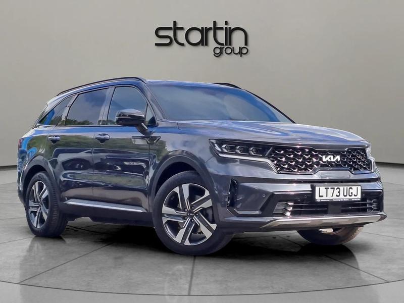 Main listing image - Kia Sorento