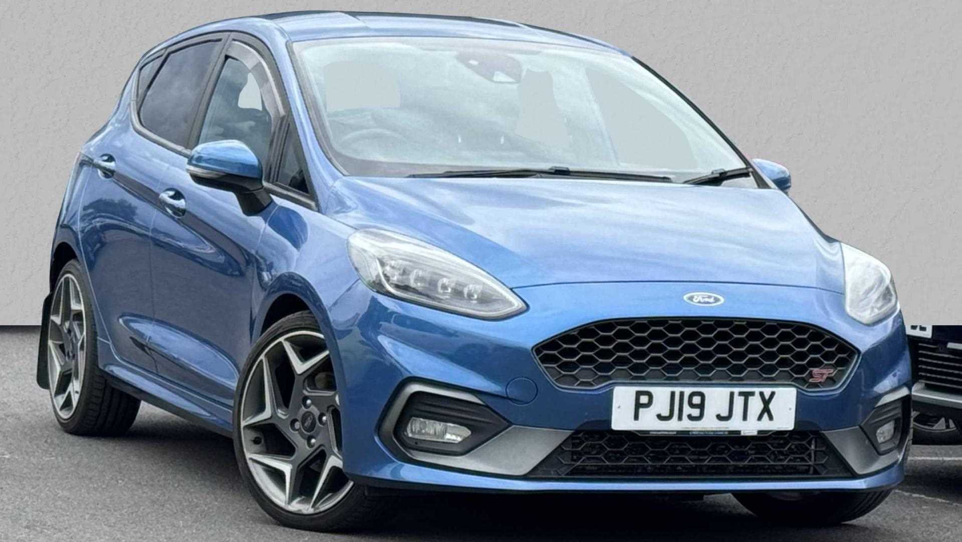 Main listing image - Ford Fiesta ST