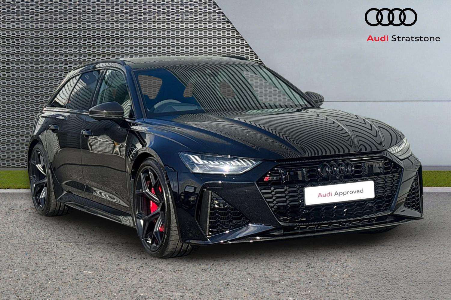 Main listing image - Audi RS6