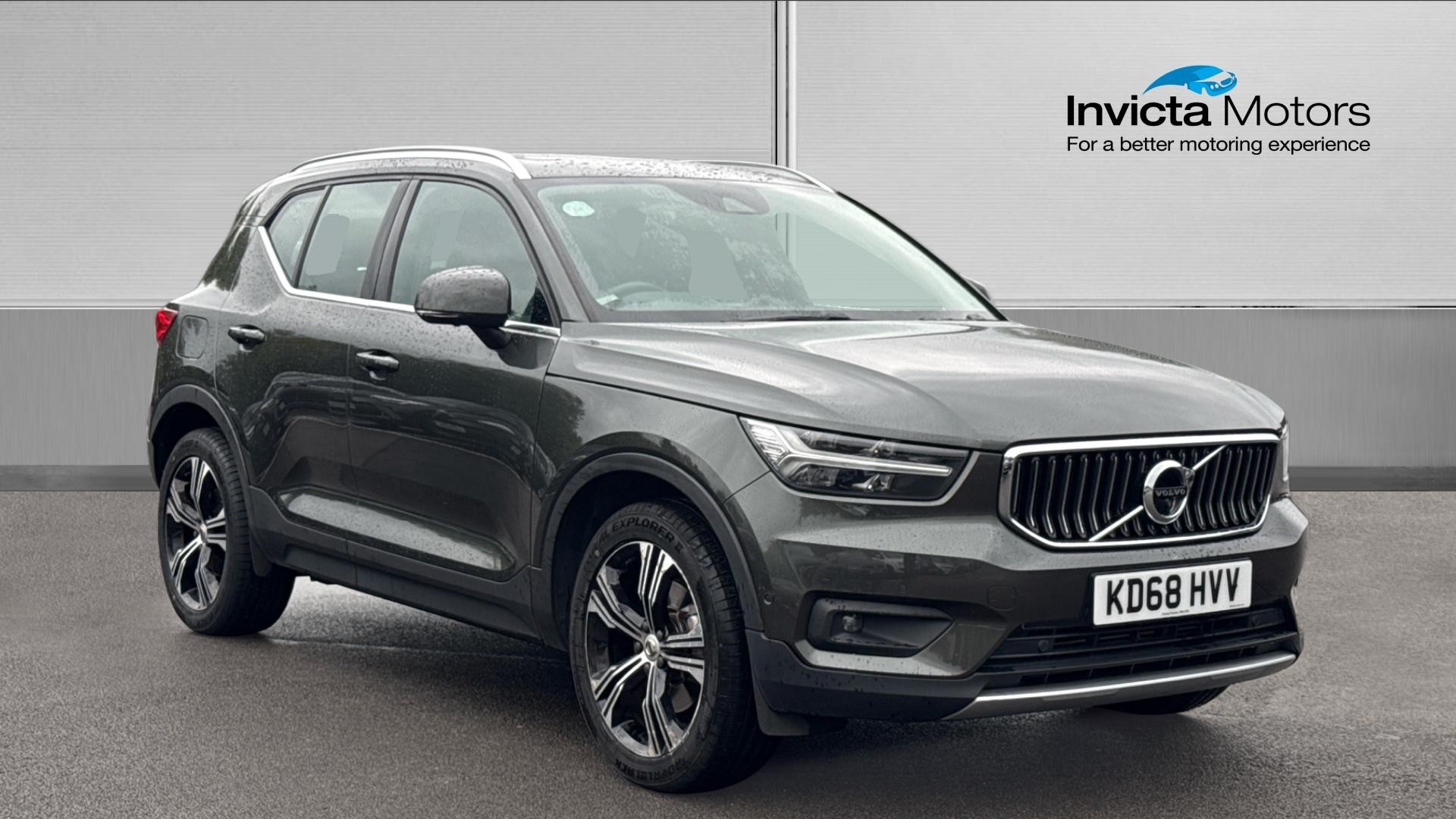 Main listing image - Volvo XC40