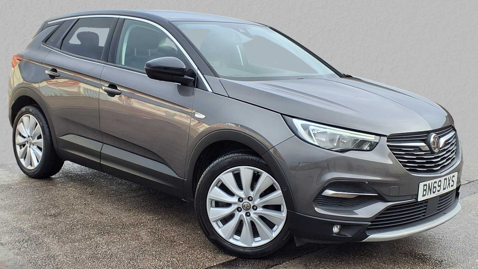 Main listing image - Vauxhall Grandland X