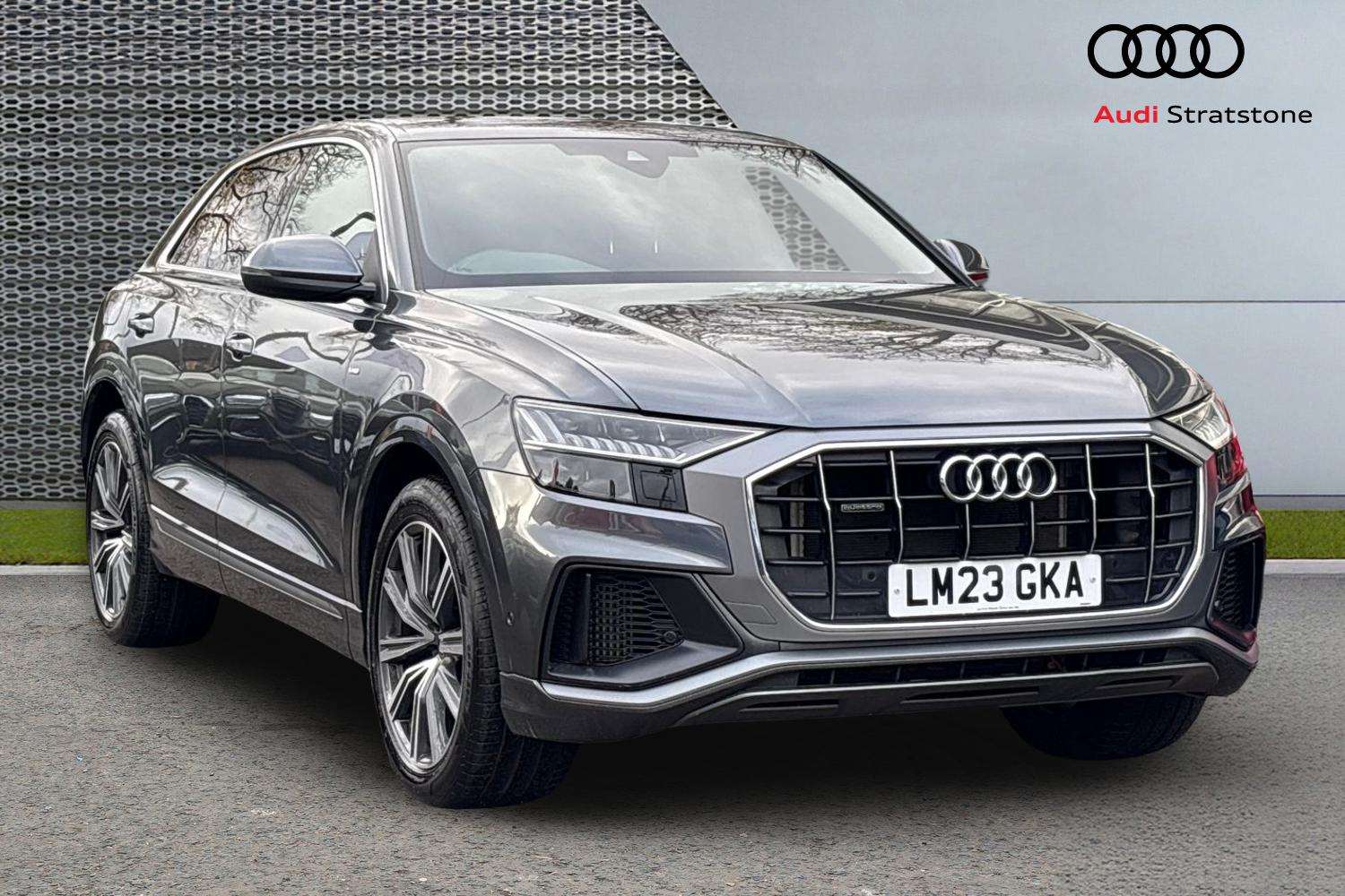 Main listing image - Audi Q8