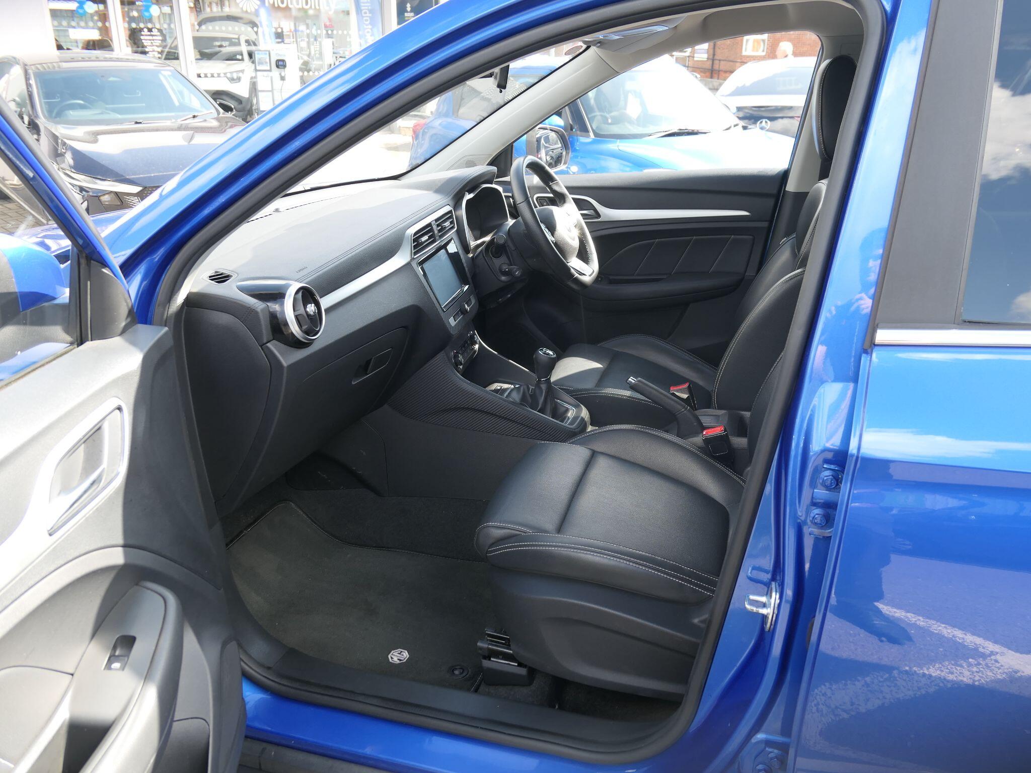 Main listing image - MG ZS