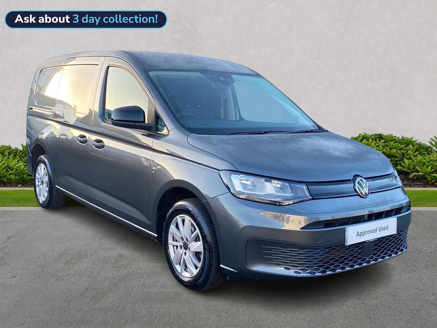 Main listing image - Volkswagen Caddy Maxi