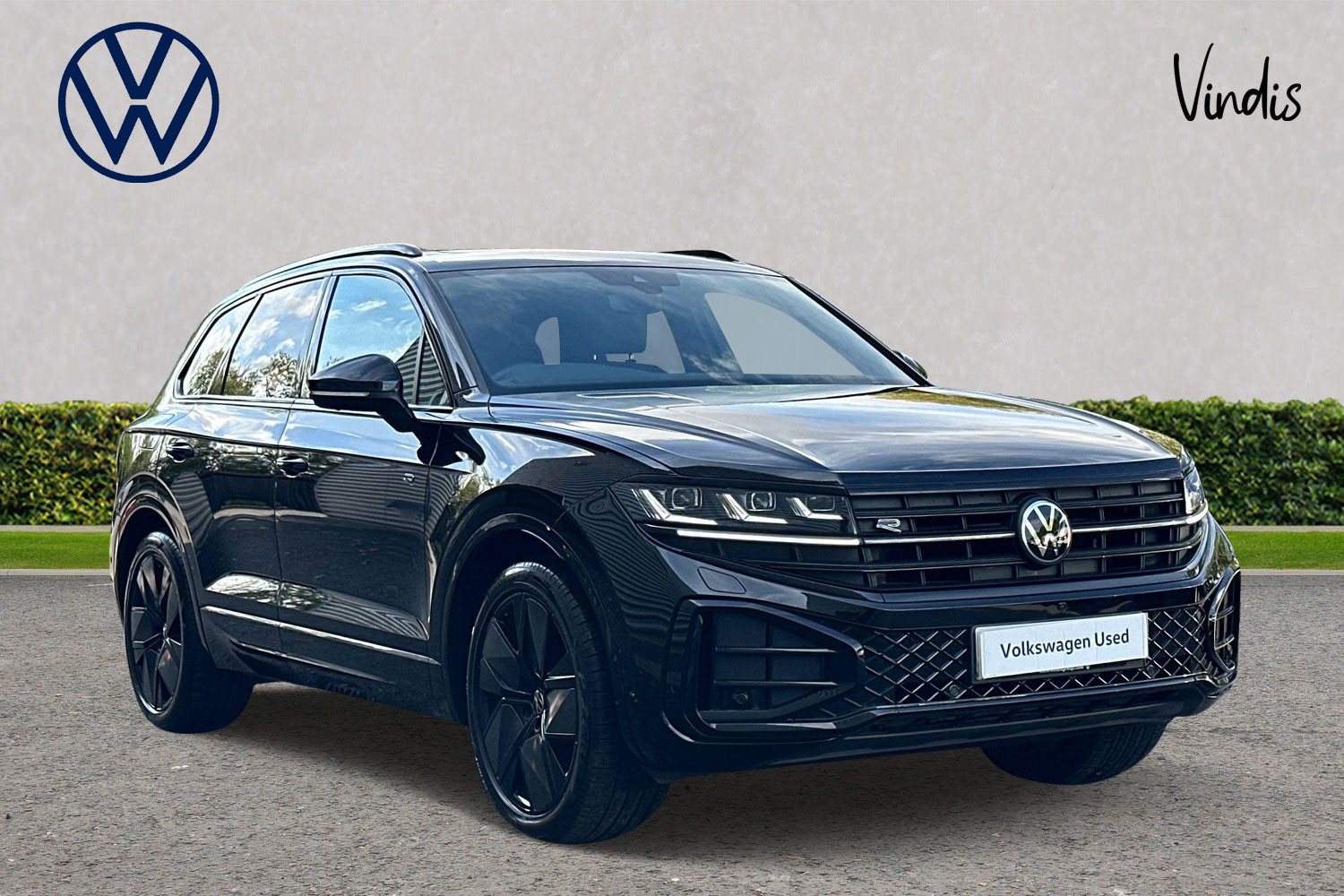 Main listing image - Volkswagen Touareg