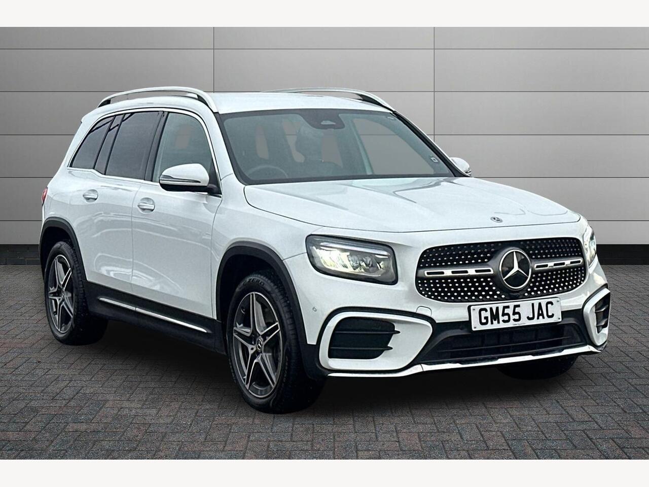 Main listing image - Mercedes-Benz GLB