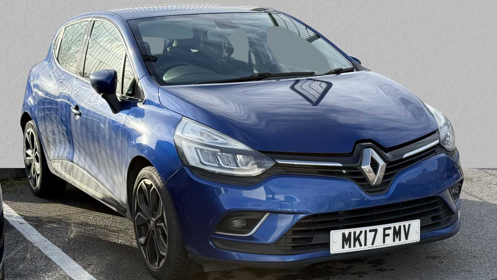 Main listing image - Renault Clio