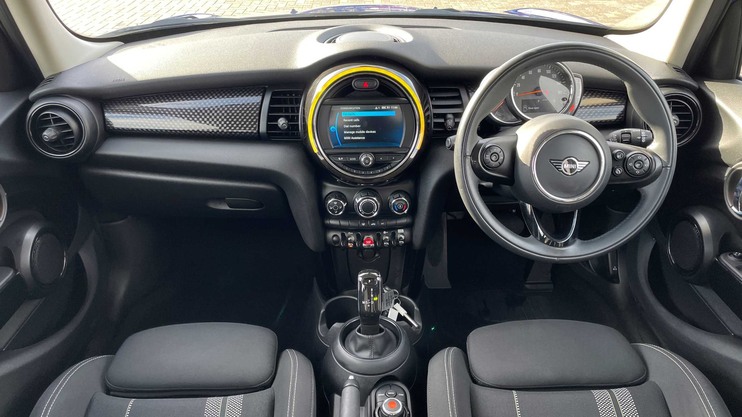 Main listing image - MINI Hatchback 5dr