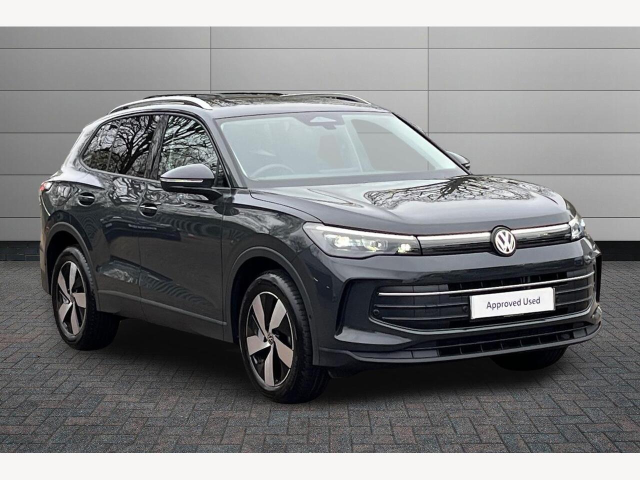 Main listing image - Volkswagen Tiguan