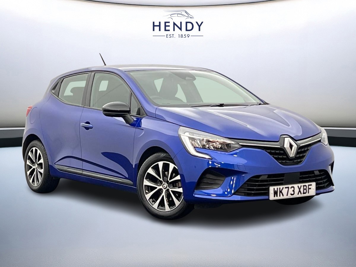 Main listing image - Renault Clio