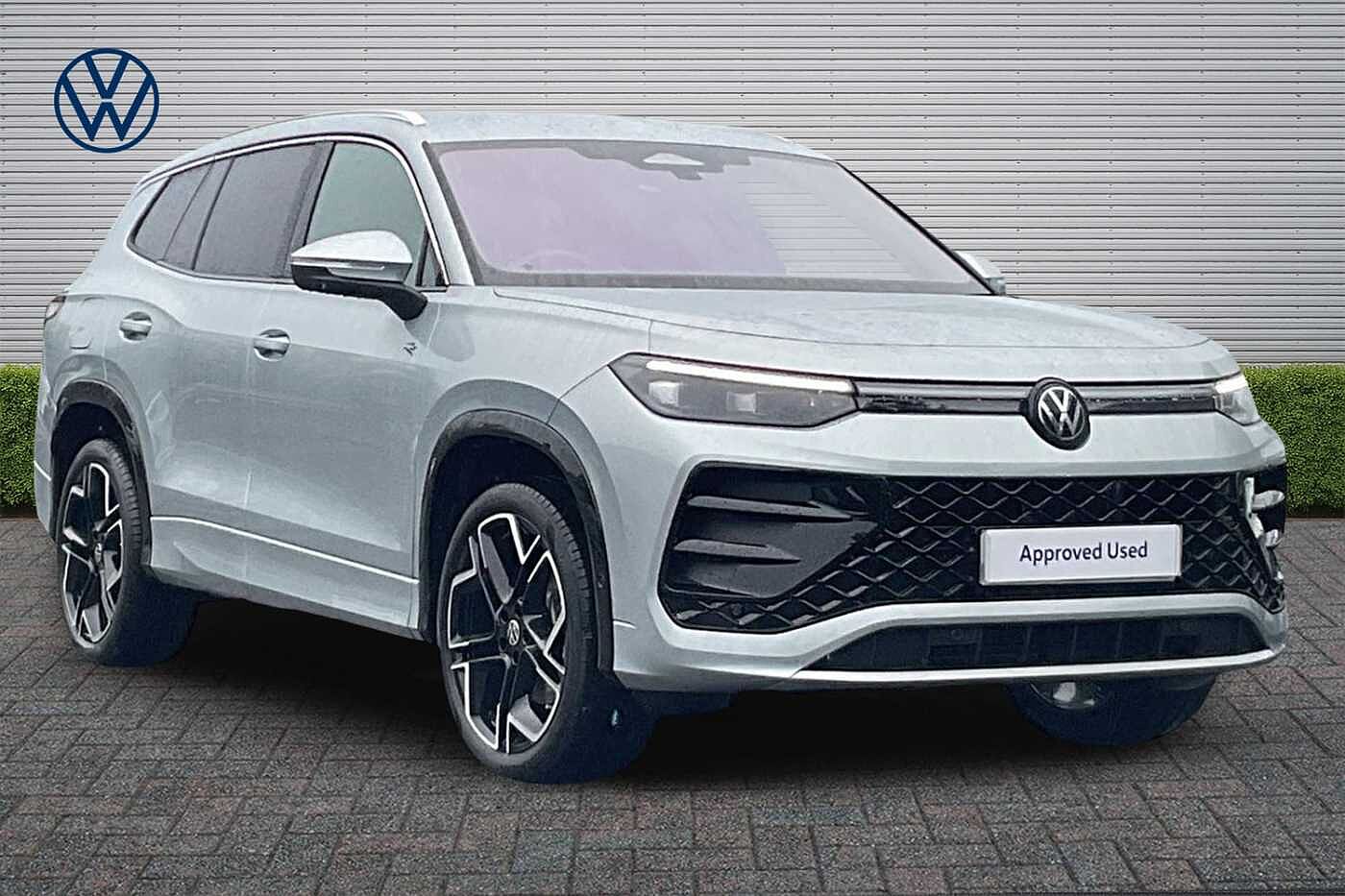 Main listing image - Volkswagen Tayron