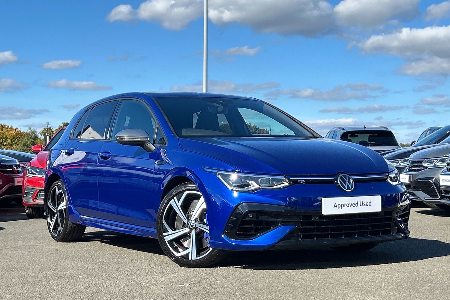 Main listing image - Volkswagen Golf R