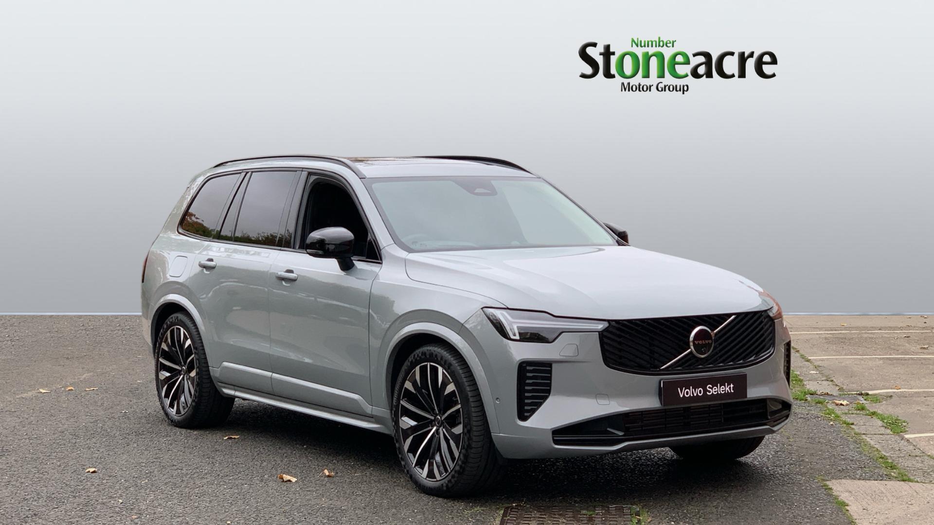Main listing image - Volvo XC90