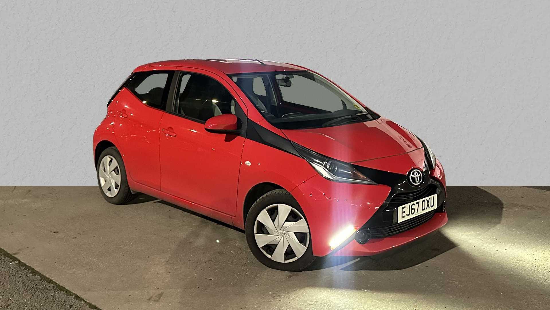 Main listing image - Toyota Aygo