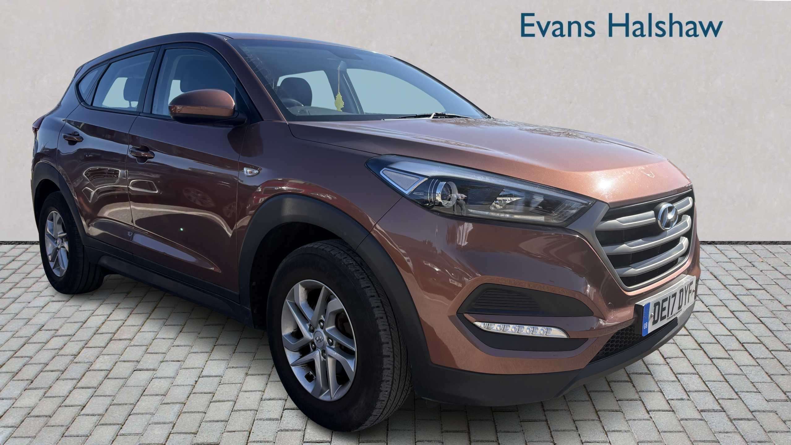 Main listing image - Hyundai Tucson