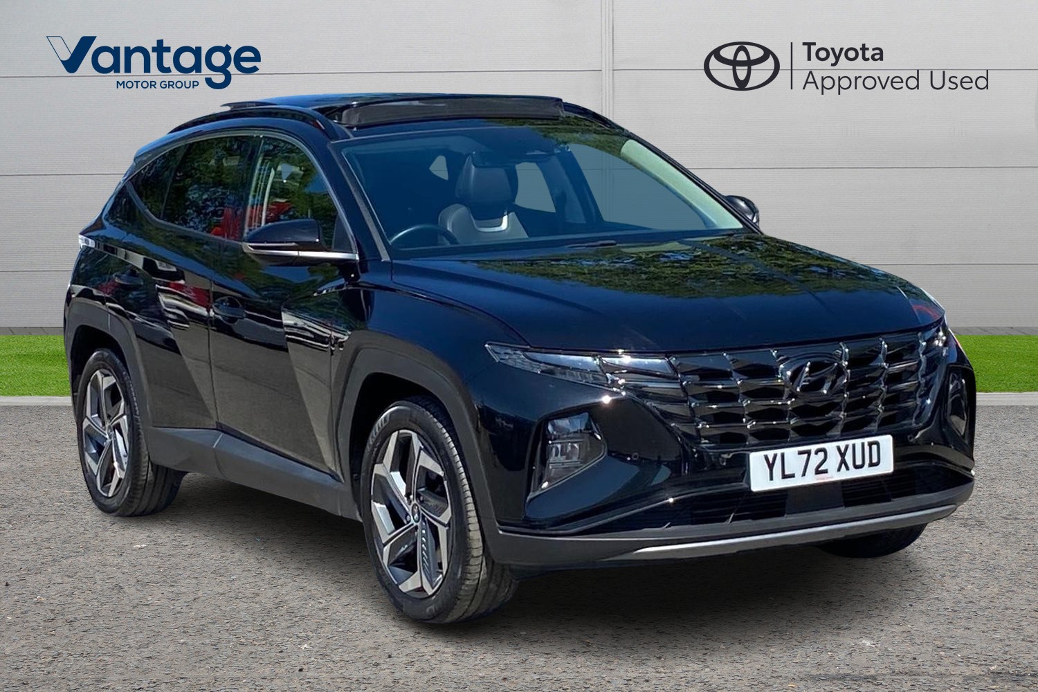 Main listing image - Hyundai Tucson