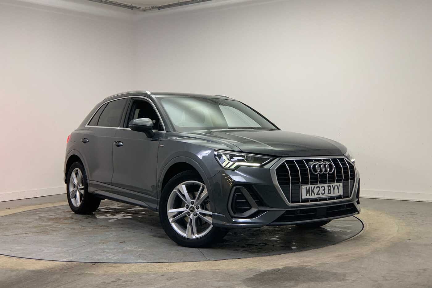 Main listing image - Audi Q3