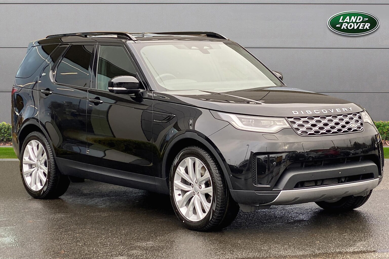 Main listing image - Land Rover Discovery