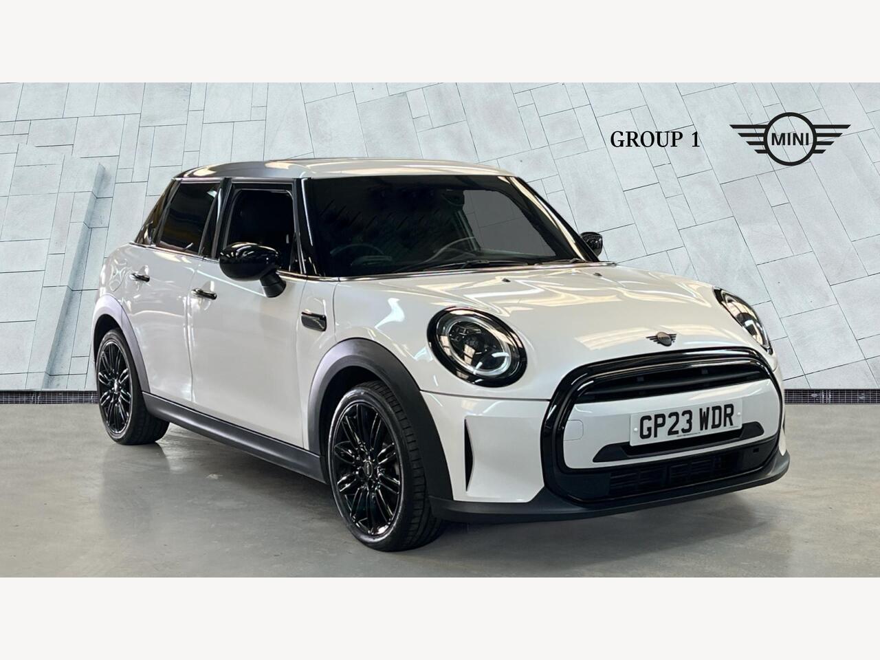 Main listing image - MINI Hatchback 5dr
