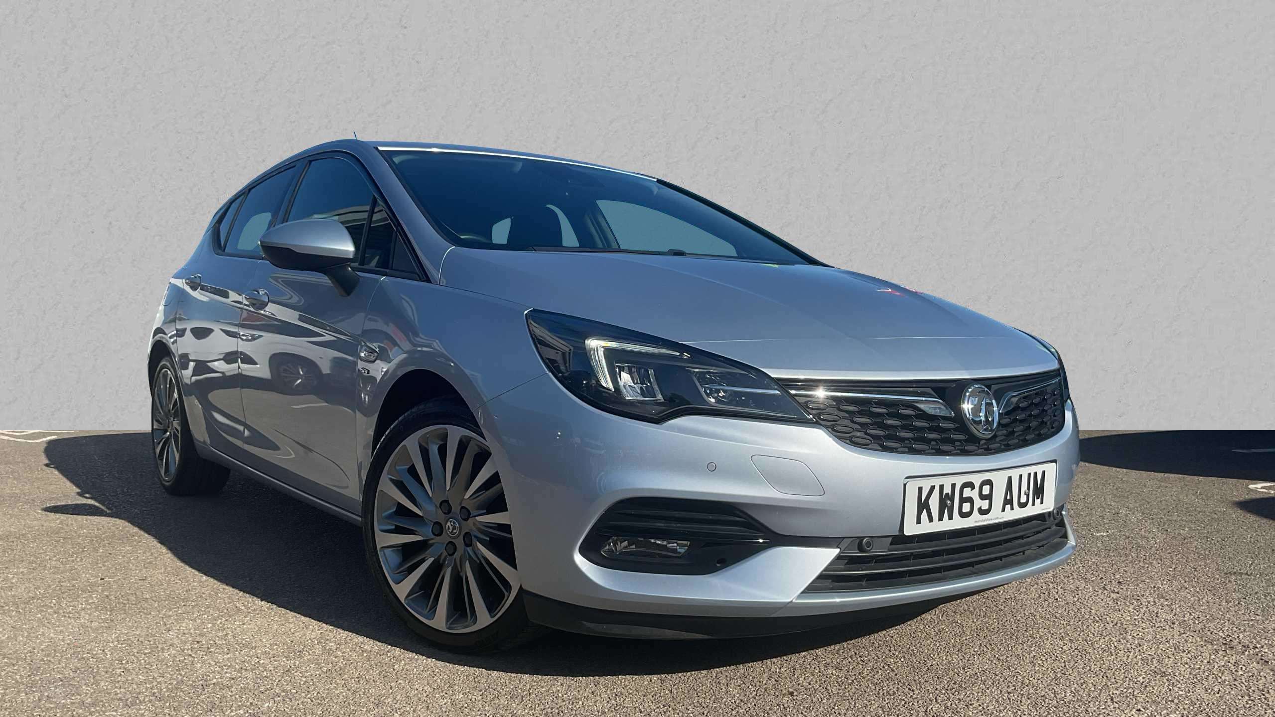 Main listing image - Vauxhall Astra