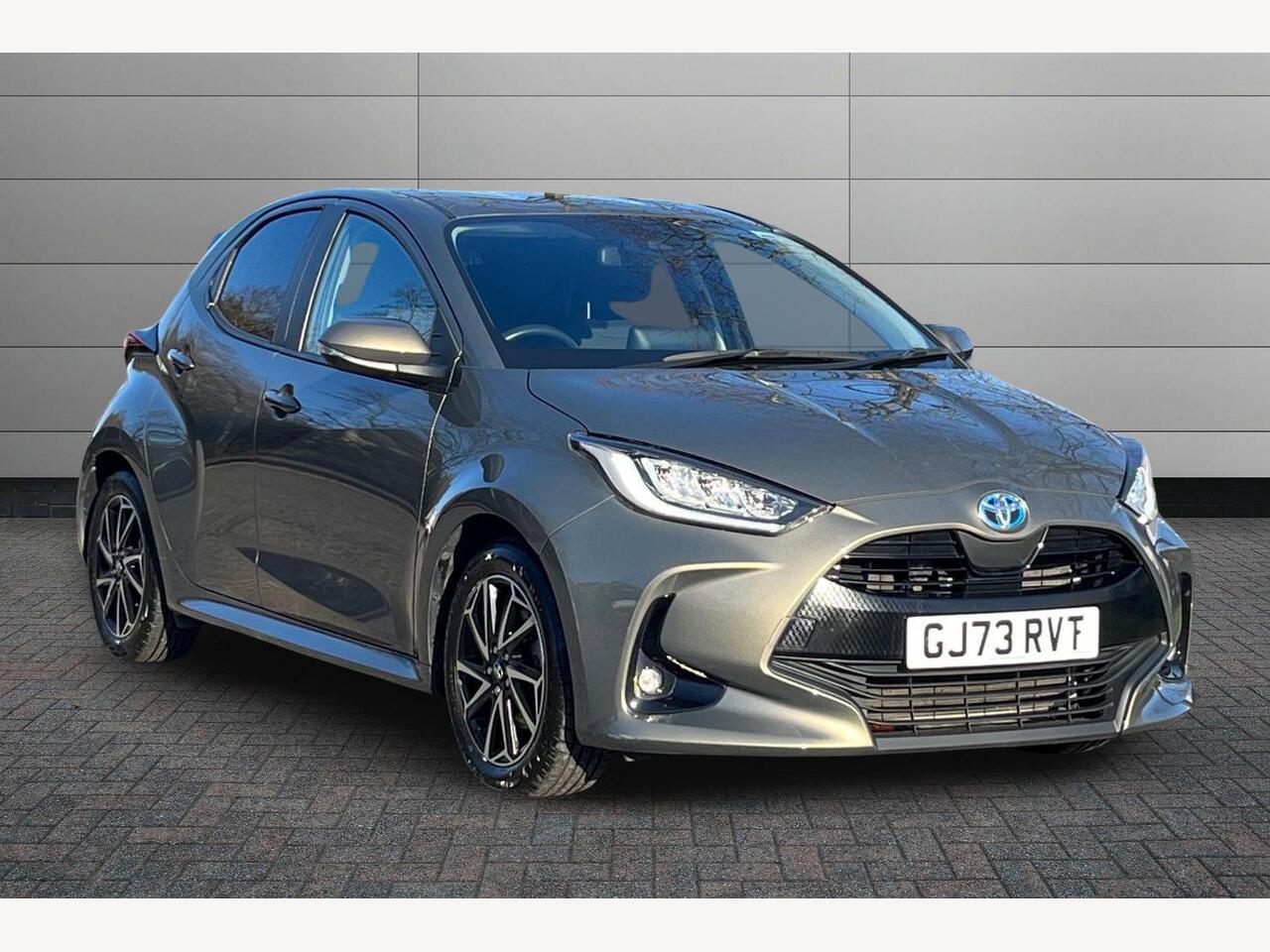 Main listing image - Toyota Yaris