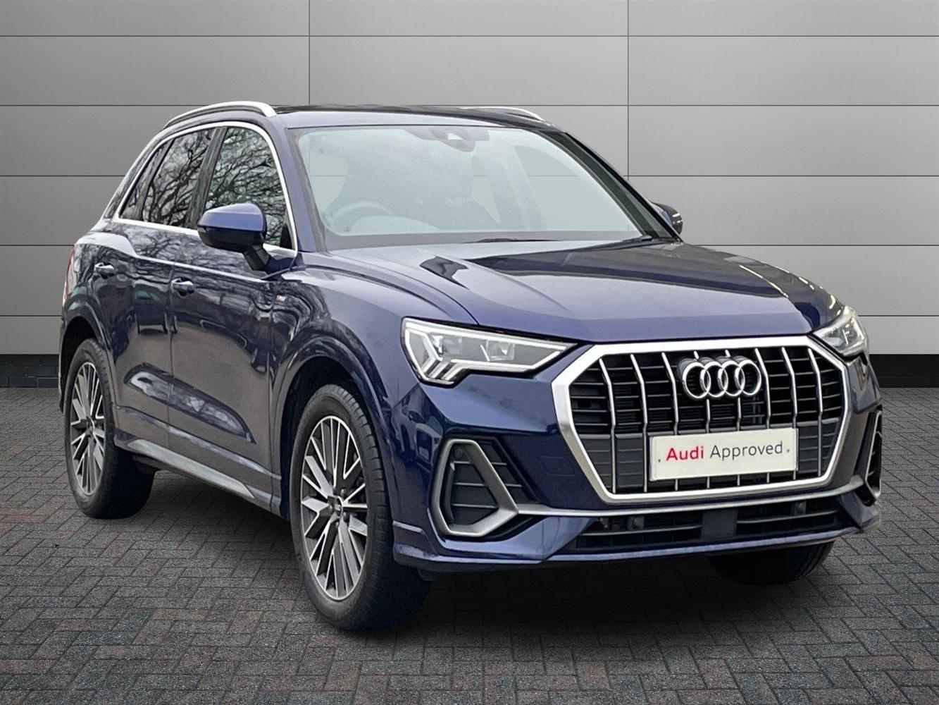 Main listing image - Audi Q3