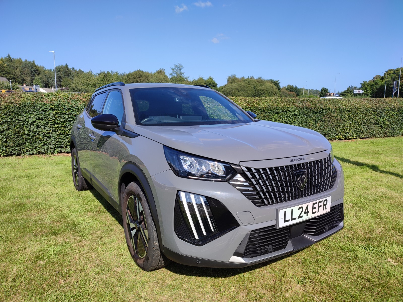 Main listing image - Peugeot 2008