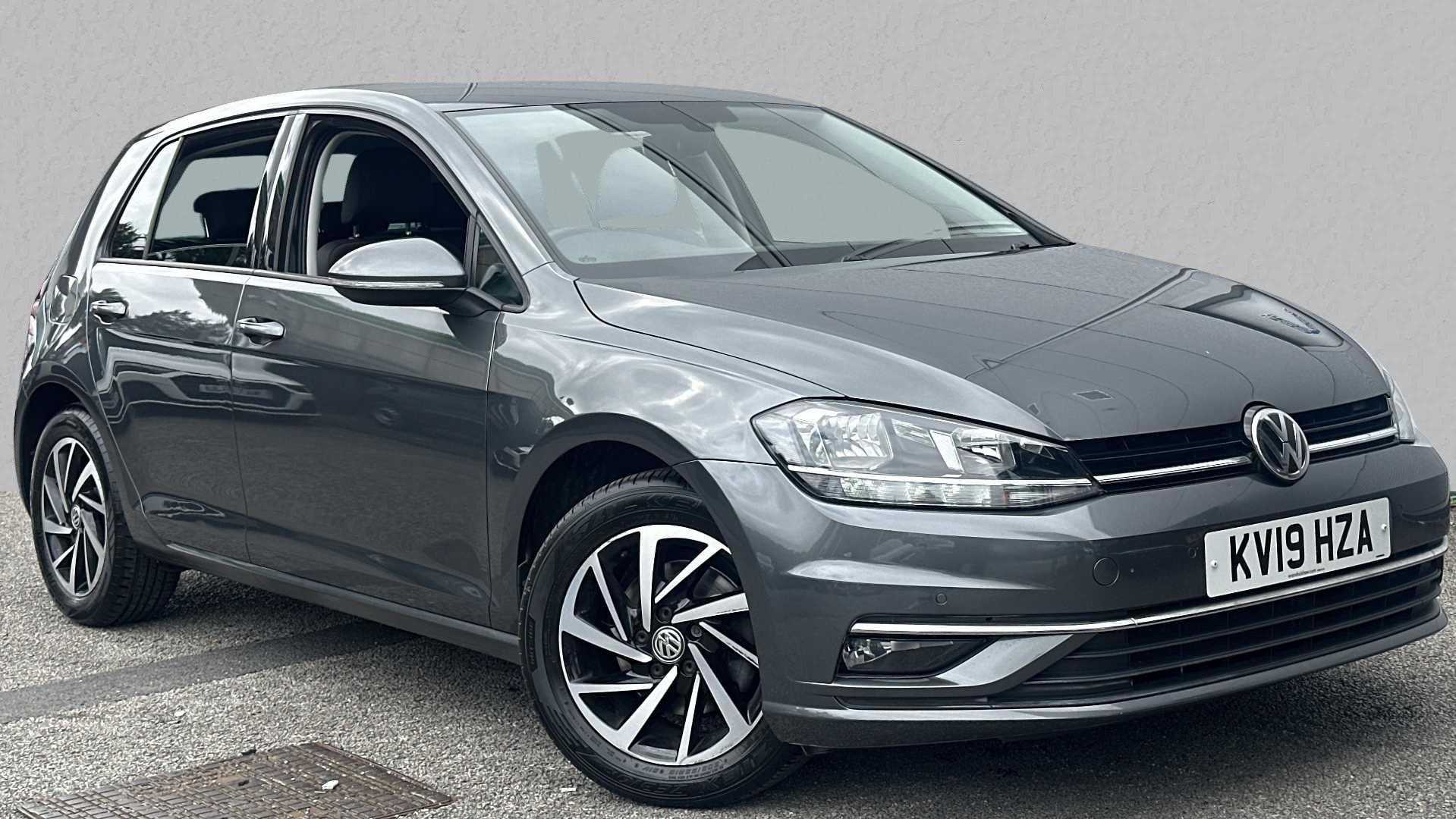 Main listing image - Volkswagen Golf